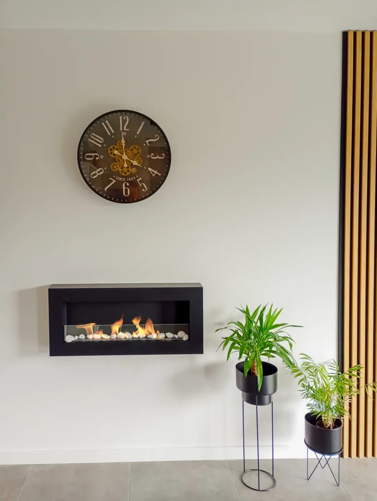 900 Box Bioethanol Fireplace – Matt black in a home setting